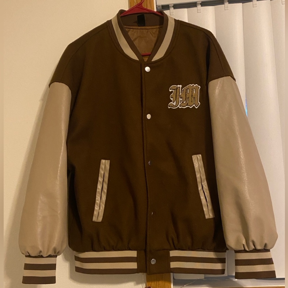 Brown Jacket (universal)